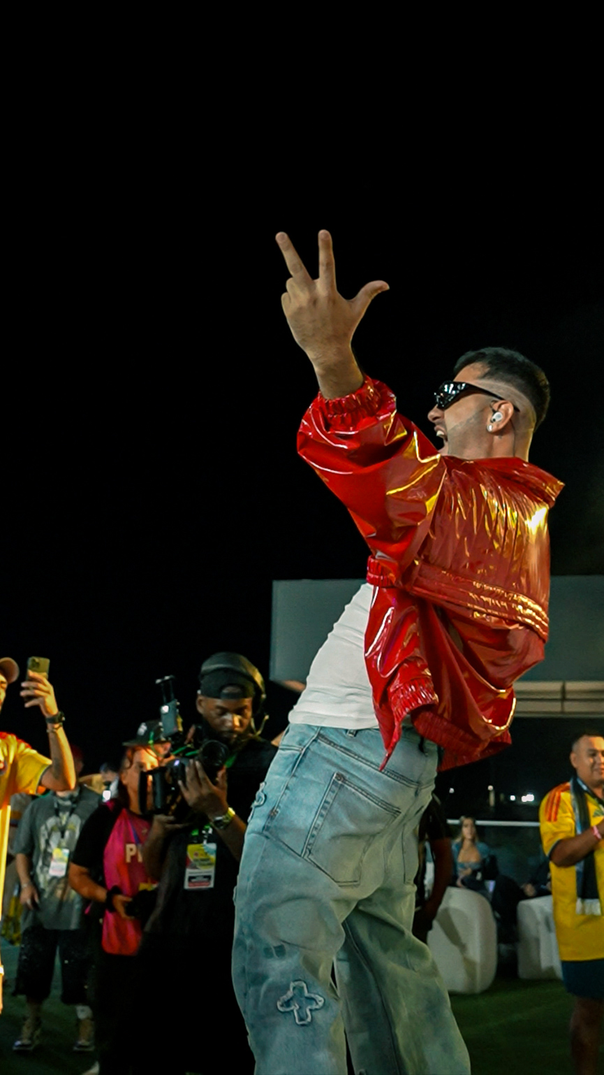 Heider Gonzalez halftime show — Colombia vs Nueva Zelanda at Chase Stadium, Fort Lauderdale, FL, Nov 15, 2025